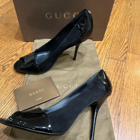 Gucci Peep Toe Pump Suede & Patent Leather 9.5, 4” heel, never worn original box - Picture 1 of 4